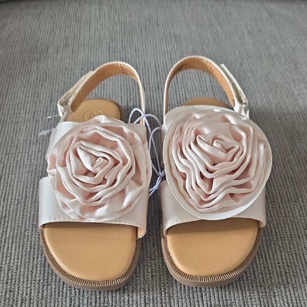 Cat & Jack Kids Sandals with Cream‎ Floral Accent, NWOT, Size 9.